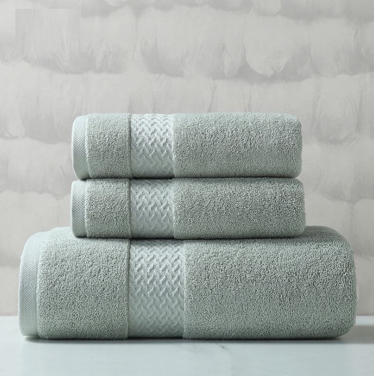Lisslune | 100% Egyptian Cotton Bath Towel 70x140cm - grey