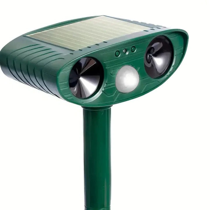 Lisslune | Solar-Powered Animal Repeller With Ultrasound