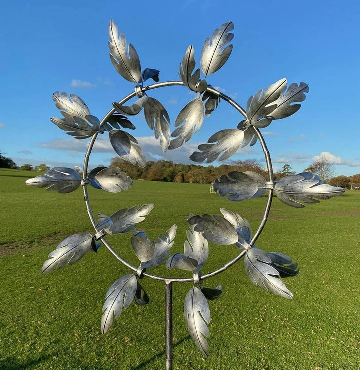 Lisslune | Kinetic metal windmill spinner for the garden