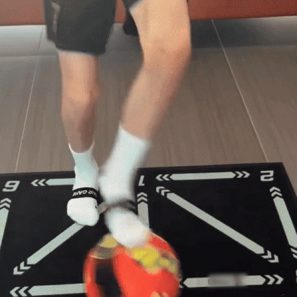 Lisslune | Football Skills Mat - ProPitch
