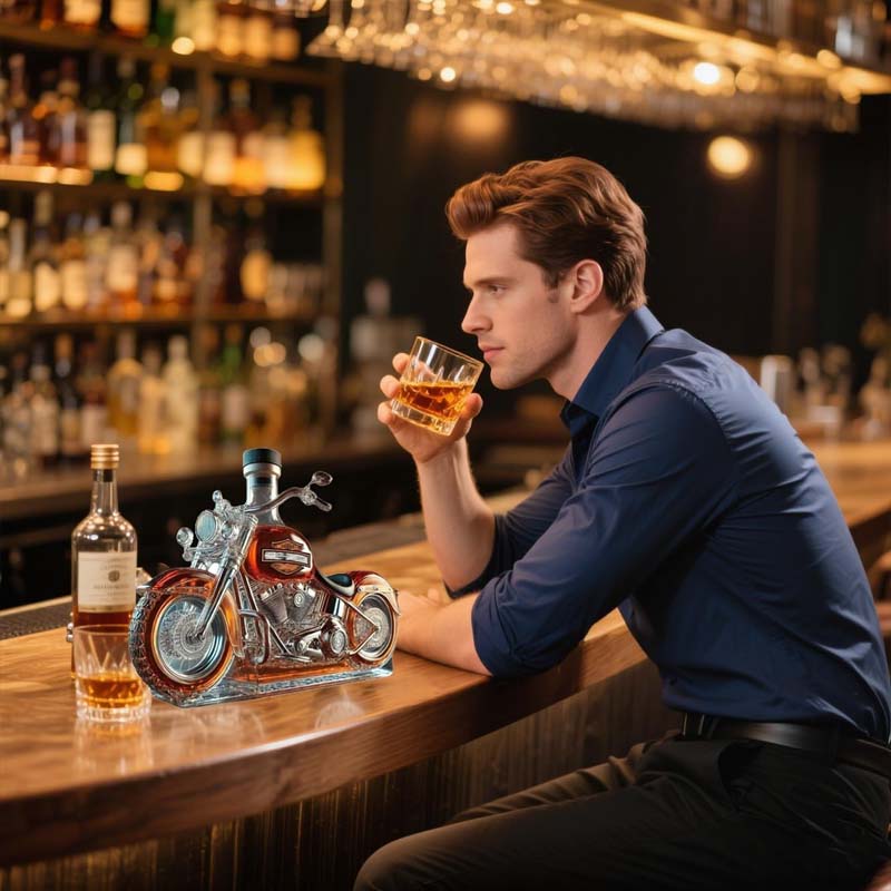 Lisslune | Harley Motorcycle Shaped Whiskey Decanter for Home Bar