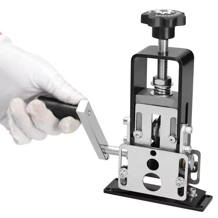 Lisslune | Manual Wire Stripper