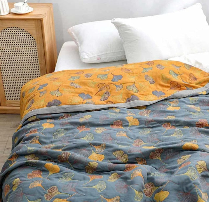 Lisslune | Ginkgo Leaf Throw Blanket