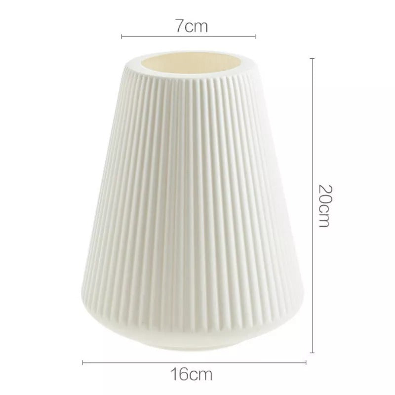 Lisslune | Nordic Style Elegant Origami Flower Vase