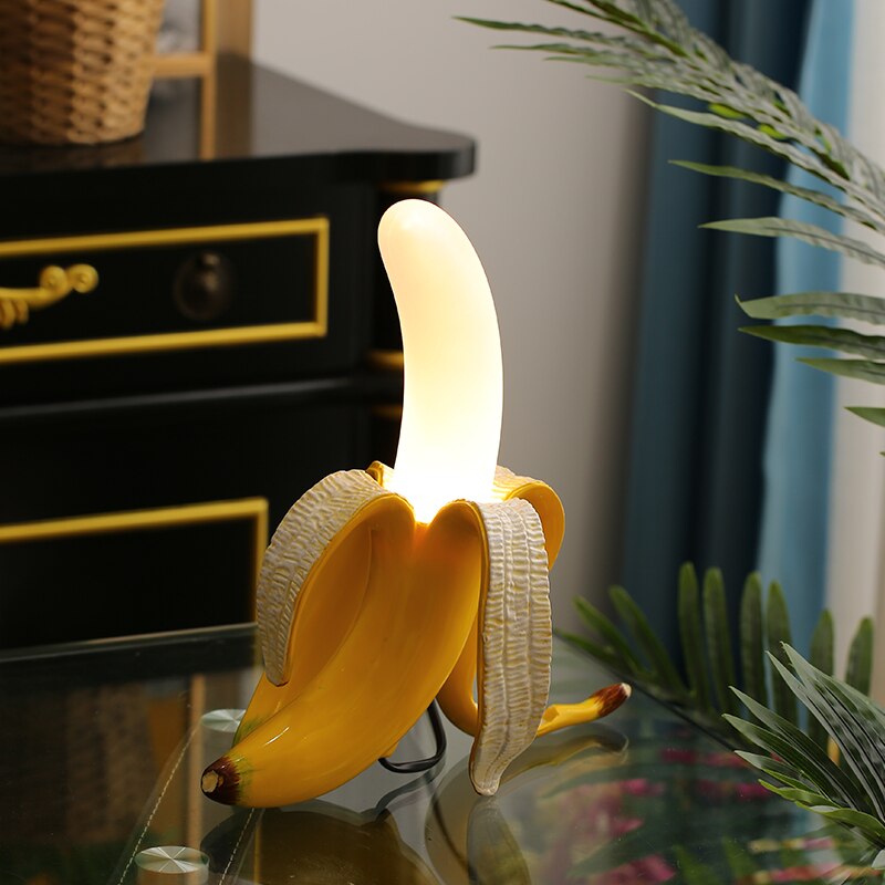 Lisslune | GoldenBanana - Elegant Art Deco Table Lamp
