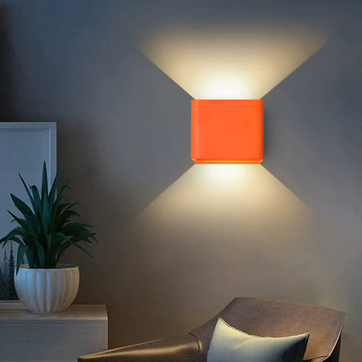 Lisslune | OrrSquare – Modern square wall lamp for stylish lighting