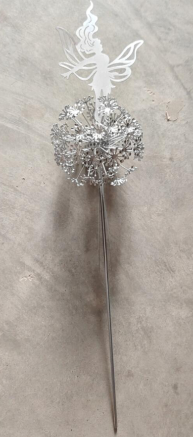 Lisslune | Enchanting fairy tale garden sculptures: dreamy garden decorations - Alisa