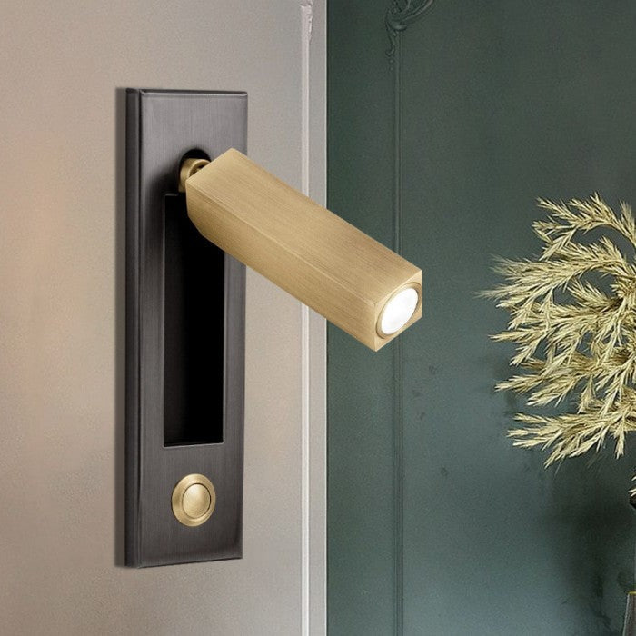 Lisslune | Nova LED Table Lamp