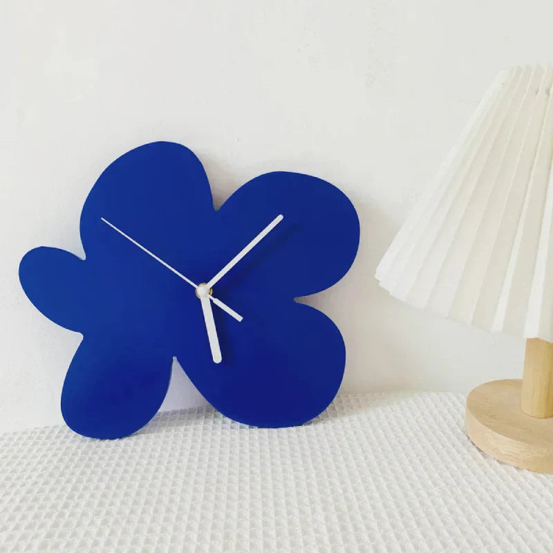 Lisslune | Small Blue Geometric Wall Clock