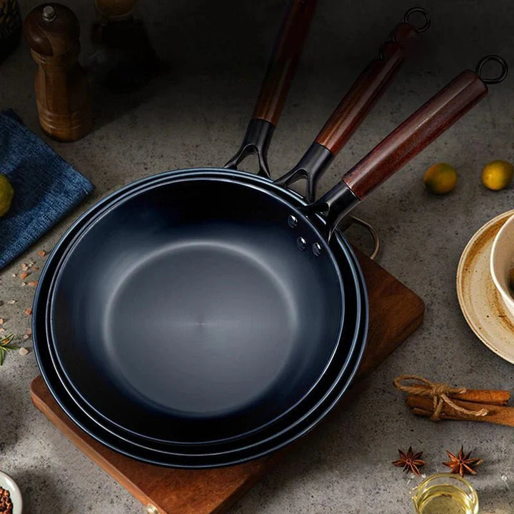 Lisslune | ForgeVerra Premium Cast Iron Skillet | Non-stick cast iron frying pan for healthy, even cooking