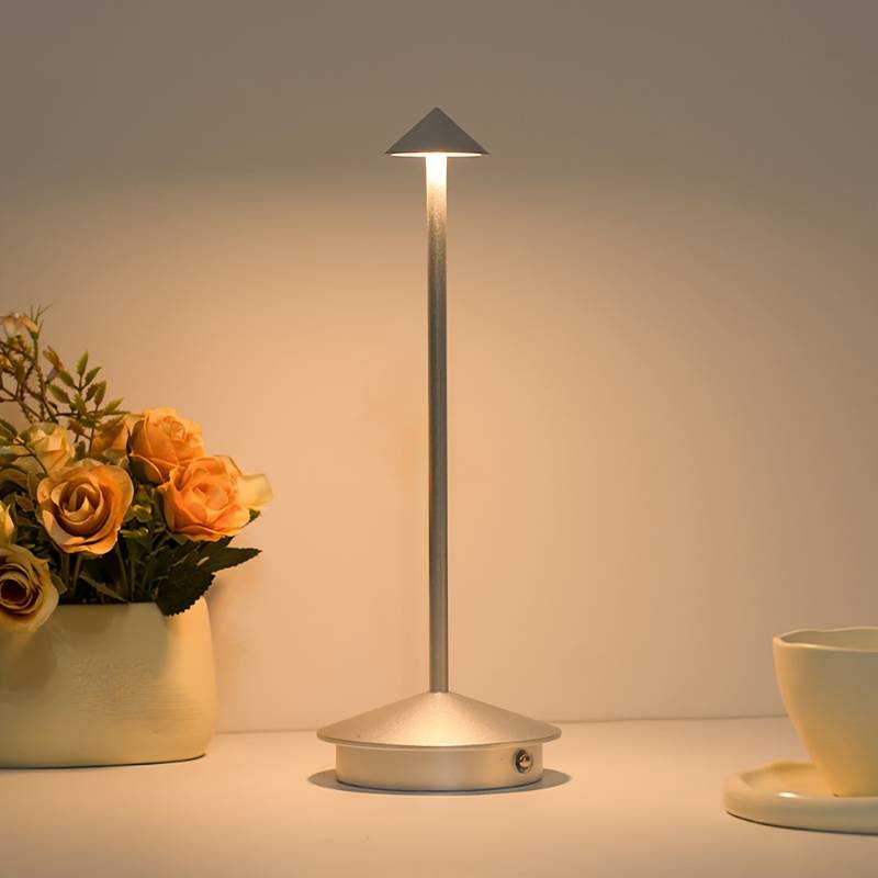 Lisslune | Wireless rechargeable LED table lamp