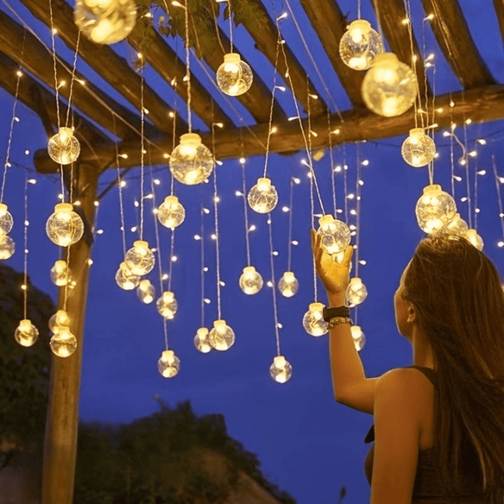 Lisslune | Outdoor Solar Bubble String Lights – 8 Modes