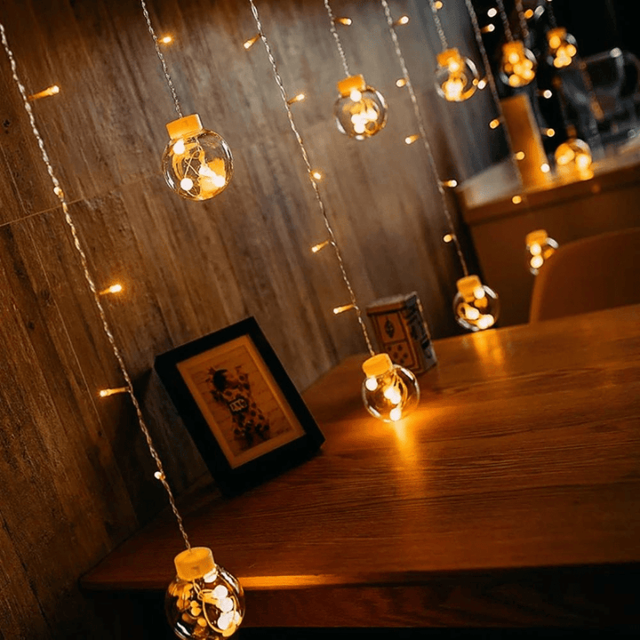 Lisslune | Outdoor Solar Bubble String Lights – 8 Modes