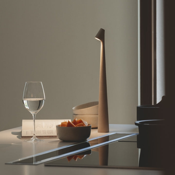 Lisslune | Sculpting table lamp