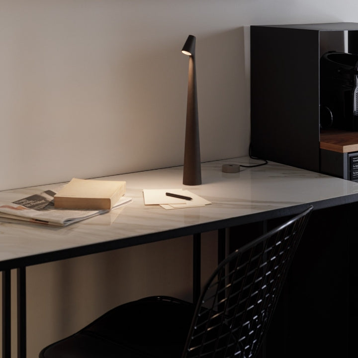 Lisslune | Sculpting table lamp