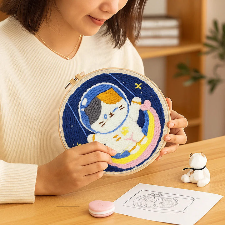 Lisslune | Relaxing embroidery set with various designs