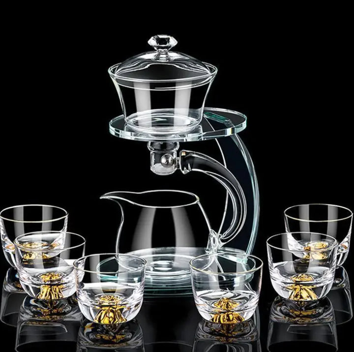 Lisslune | lounging teapot made of glass