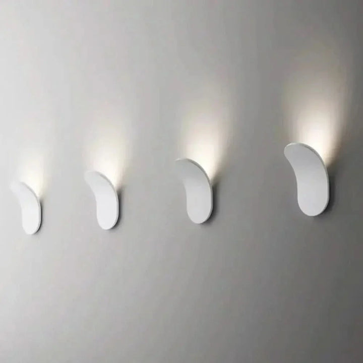 Lisslune | Modern Curved Wall Lamp with LED Light