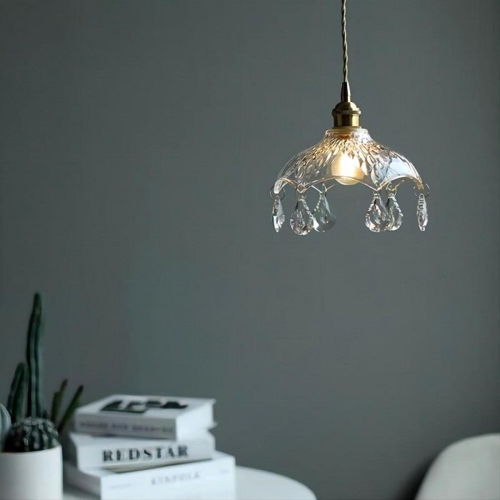 Lisslune | CrystalAura - Retro-inspired pendant light