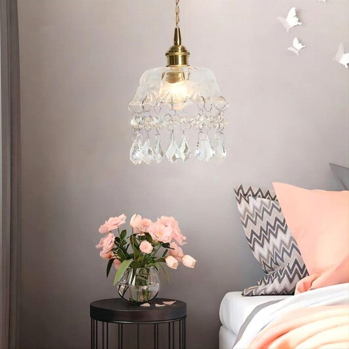 Lisslune | CrystalAura - Retro-inspired pendant light