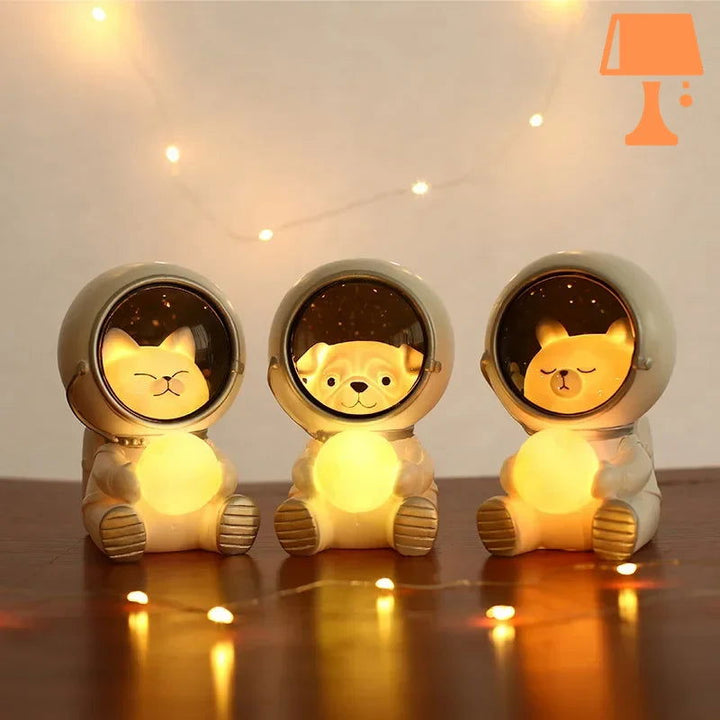 Lisslune | GalaxyPals - Astronaut-Natlyset with cute animal friends