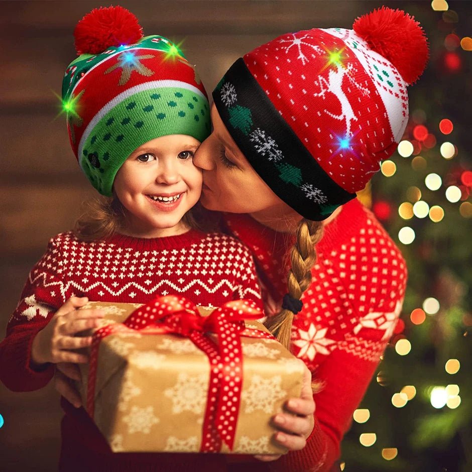 Lisslune | LED Christmas Beanie - Unisex Knitted Beanie  for Christmas and New Year