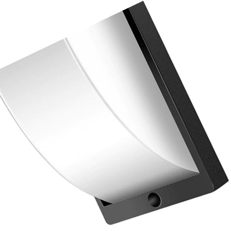 Lisslune | LumeArc Modern Outdoor Wall Light – Timeless Design with Elegant Arch Shape