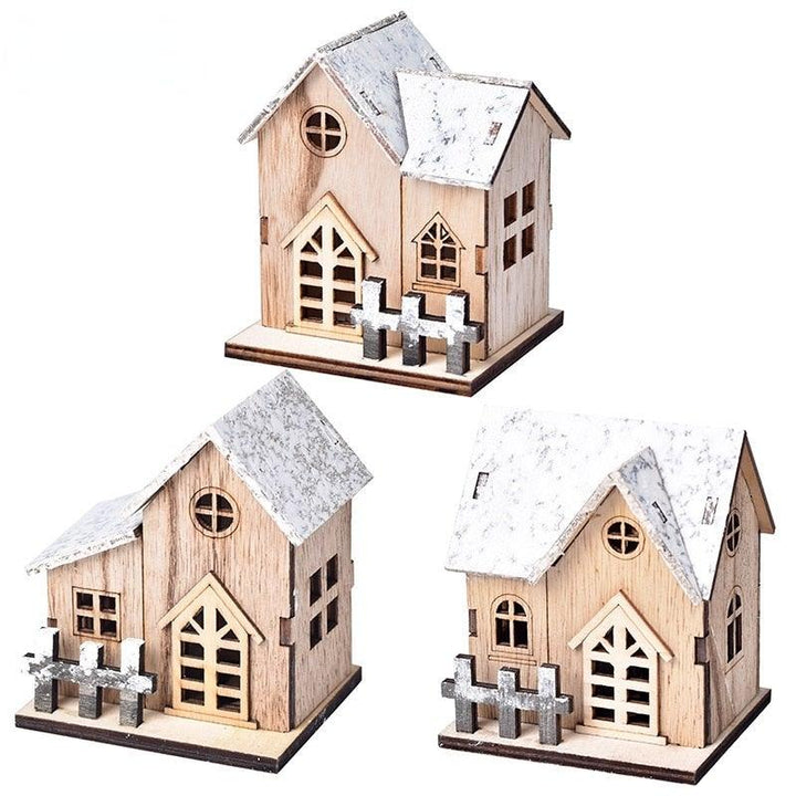 Lisslune | Light Wooden House