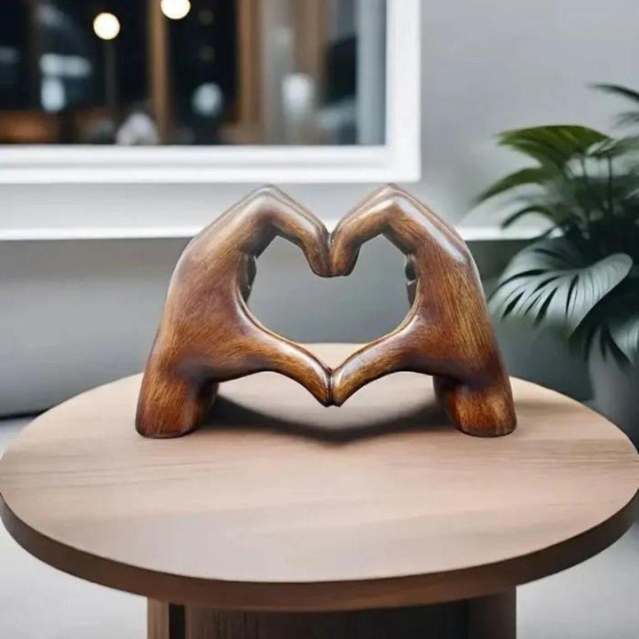 Lisslune | LoveSculpt – Handmade Wooden Home Decoration with Rustic Charm