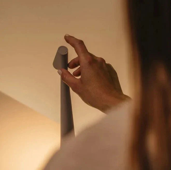 Lisslune | LED Wireless Mood Lamp - Nordic Minimalist Design for Reading & Dining Use