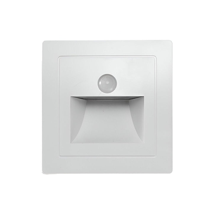 Lisslune | LumiStep Wall Light with Motion Sensor – Stylish Safety Lighting for Indoors