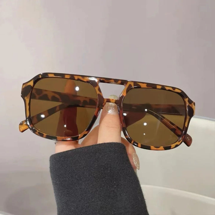 Lisslune | LUXEGLAM SHADES – Retro Cat Eye Sunglasses with UV400 Protection