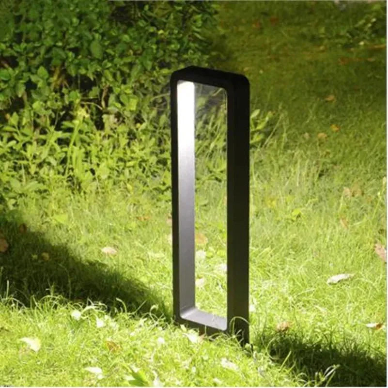Lisslune | Elegant Aluminum Floor Lamp for a Luxurious Shine Outdoors