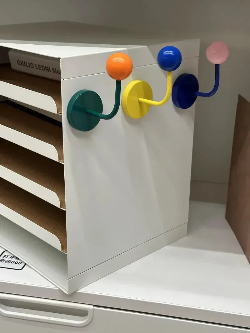 Lisslune | Eames Dot Color Rush Hook Magnet