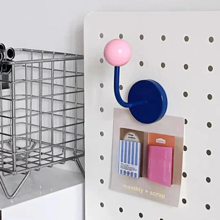 Lisslune | Eames Dot Color Rush Hook Magnet