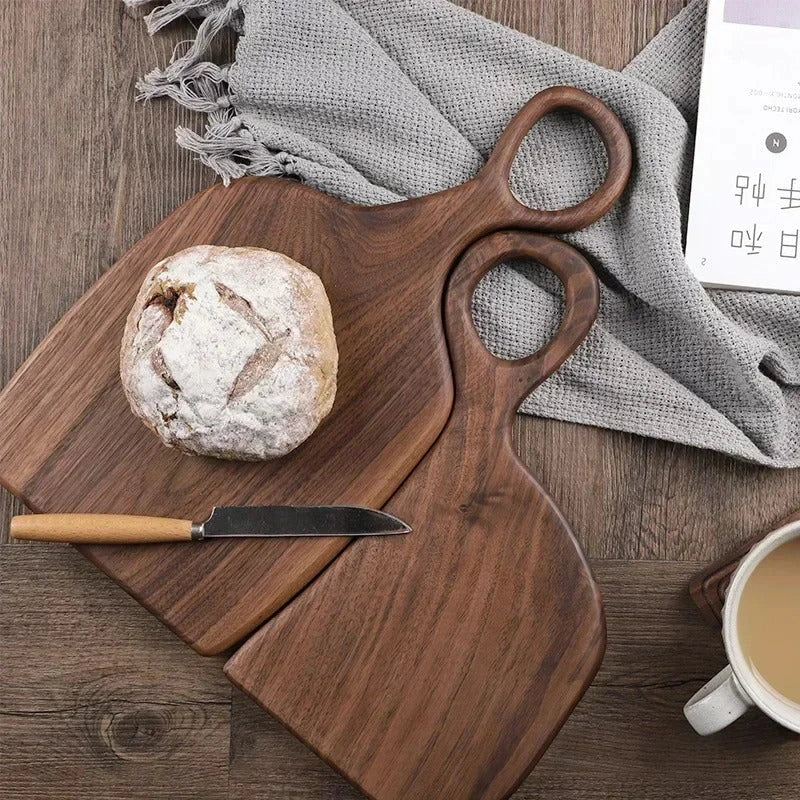 Lisslune | NutriCraft – Luxurious walnut cutting board with double-sided functionality for kitchen and presentation