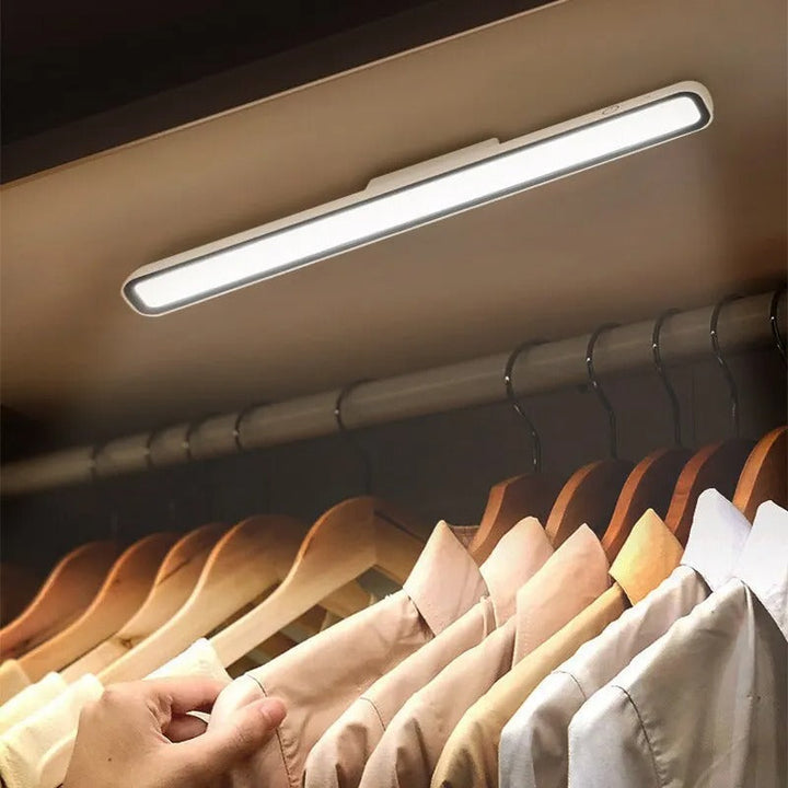 Lisslune | GlowLine – Minimalistic LED Light Bar with Innovative Functionality
