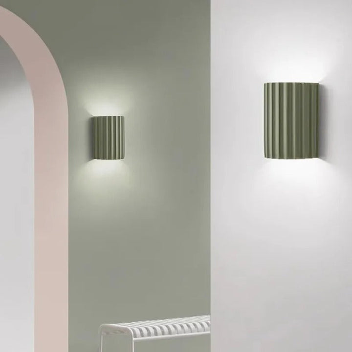 Lisslune | Minimalist Groove Wall Lamp | Resin, Up and Down