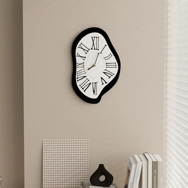 Lisslune | Modern Surreal Wall Decoration Clock │ Salvador Garden Numbers Dali Roman Decorative Clock