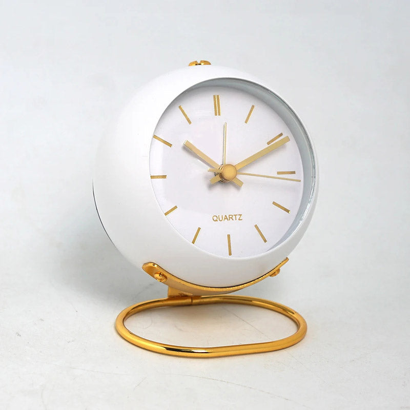 Lisslune | RetroMode - Modern Alarm Clock from the Mid-Century