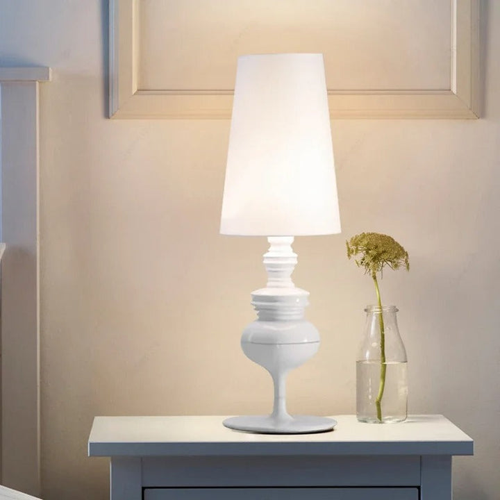 Lisslune | Modern Scandinavian LED Table Lamp