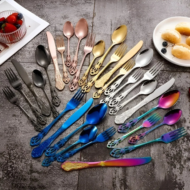 Lisslune | Luxurious 24-piece Gold Cutlery Set with Elegant Embellishment