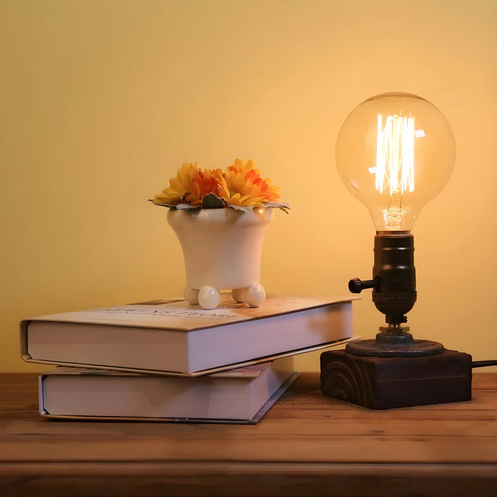 Lisslune | Industrial antique light bulbs table lamp