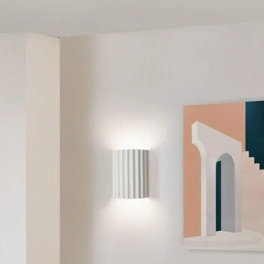 Lisslune | Minimalist Groove Wall Lamp | Resin, Up and Down