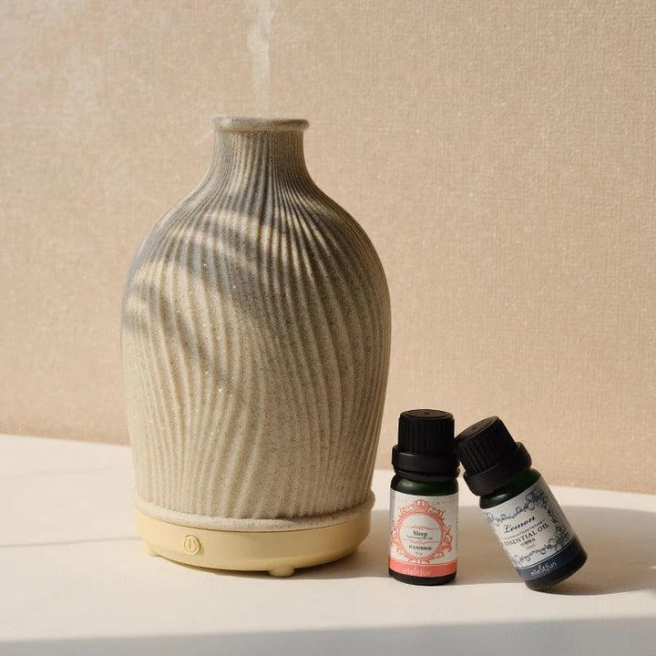 Lisslune | SereniMist vase-shaped ultrasonic aroma diffuser – Elegant aroma diffuser with soothing LED lighting