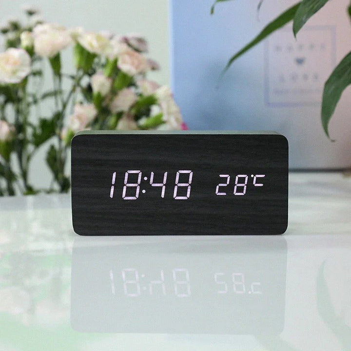 Lisslune | Minimalistic LED Watch | Wood