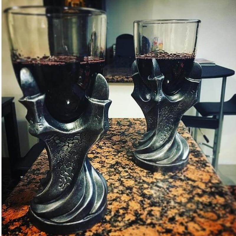 Lisslune | Medieval Dragon Claw Vodka and Wine Goblet