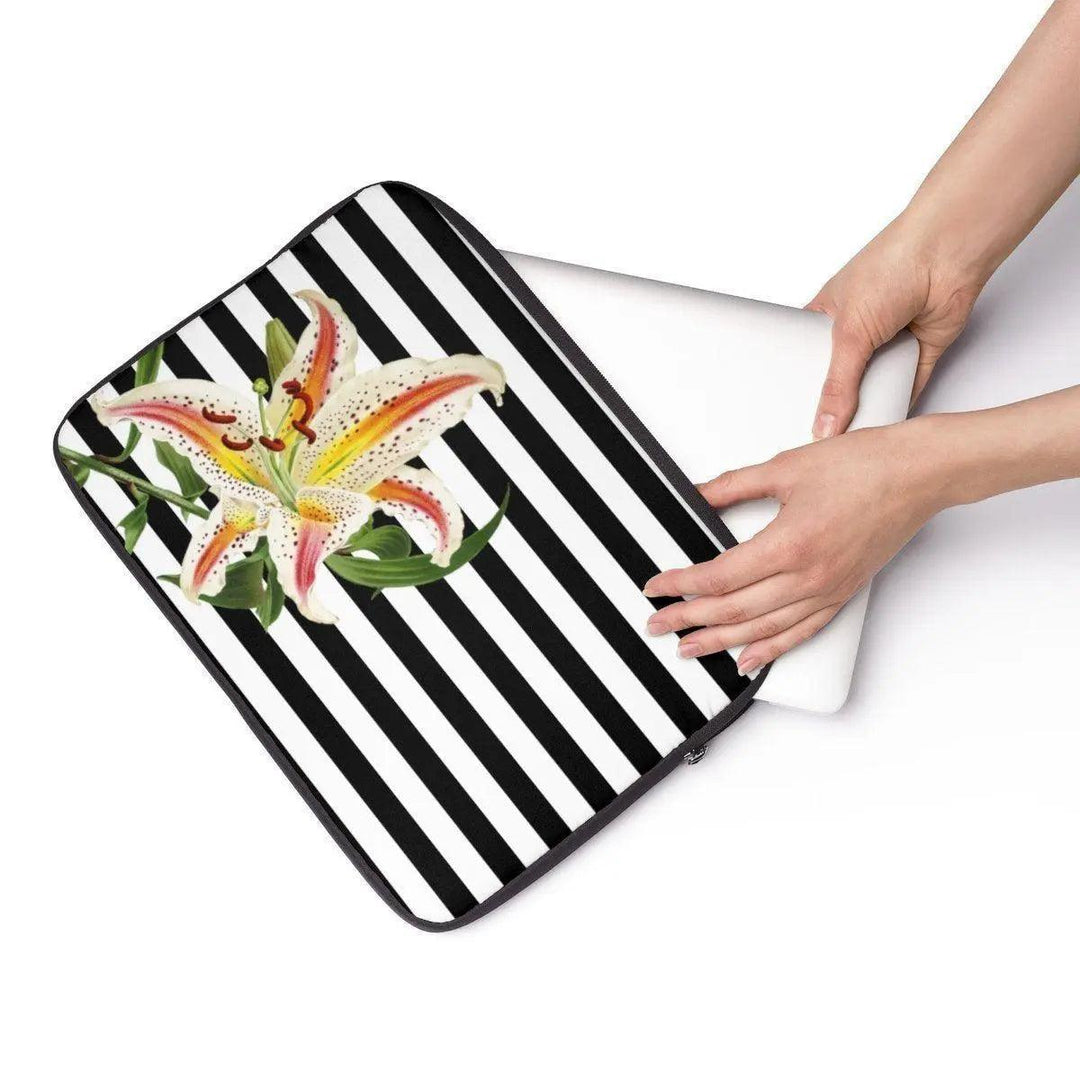 Lisslune | EliteGuard Laptop Cases - Premium Protection Tech Cover