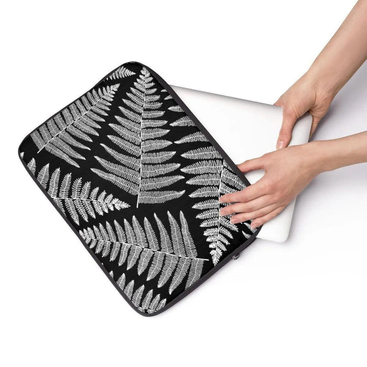 Lisslune | Slim and stylish laptop sleeve from Maison Tech - Ultimate protection
