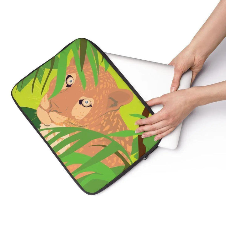 Lisslune | Elite Maison Laptop Sleeve - Chic protective case for your device